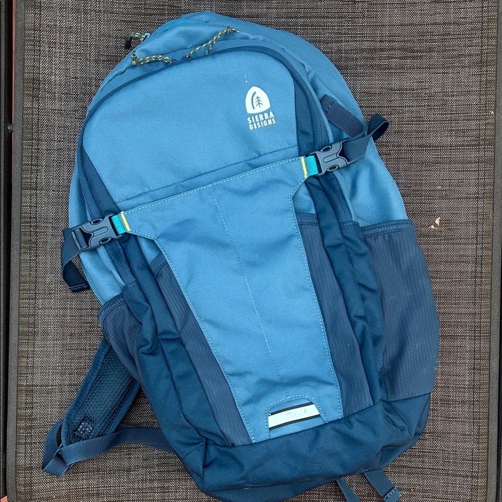 Sierra Designs Blue Men's Backpack 20L